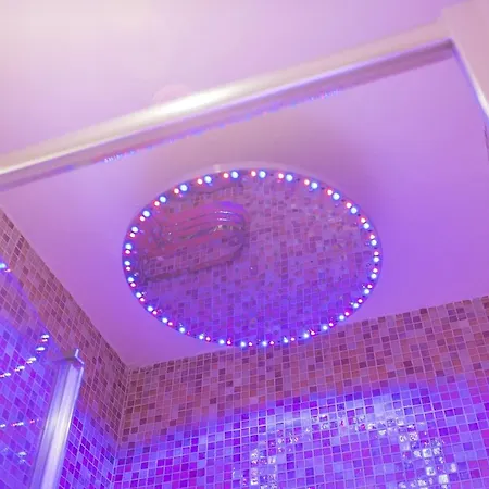 Pantheon Romantic Loft-3